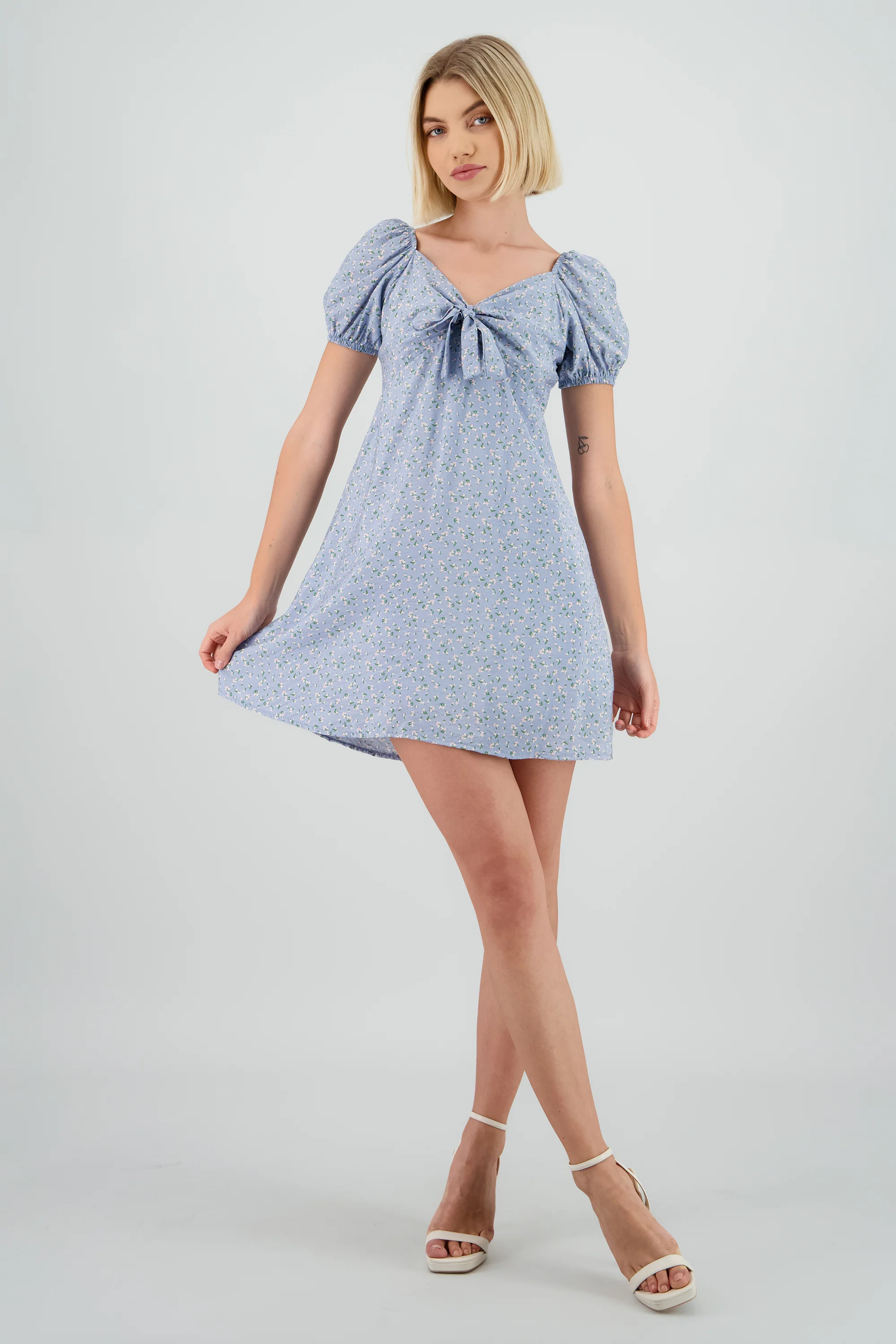 Vestido mini manga abullonada detalle moño