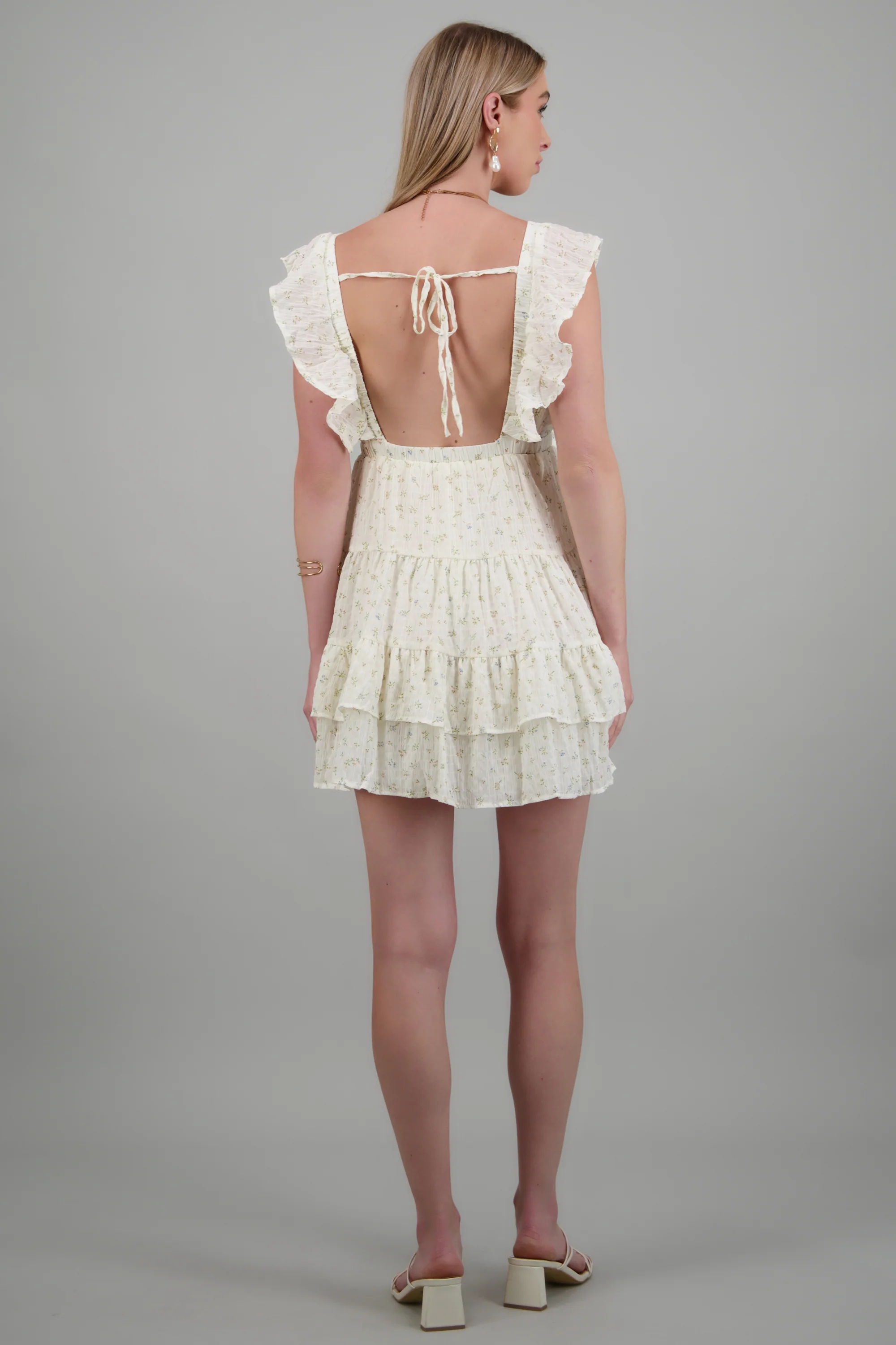 Vestido mini olanes detalle flores - Image 4