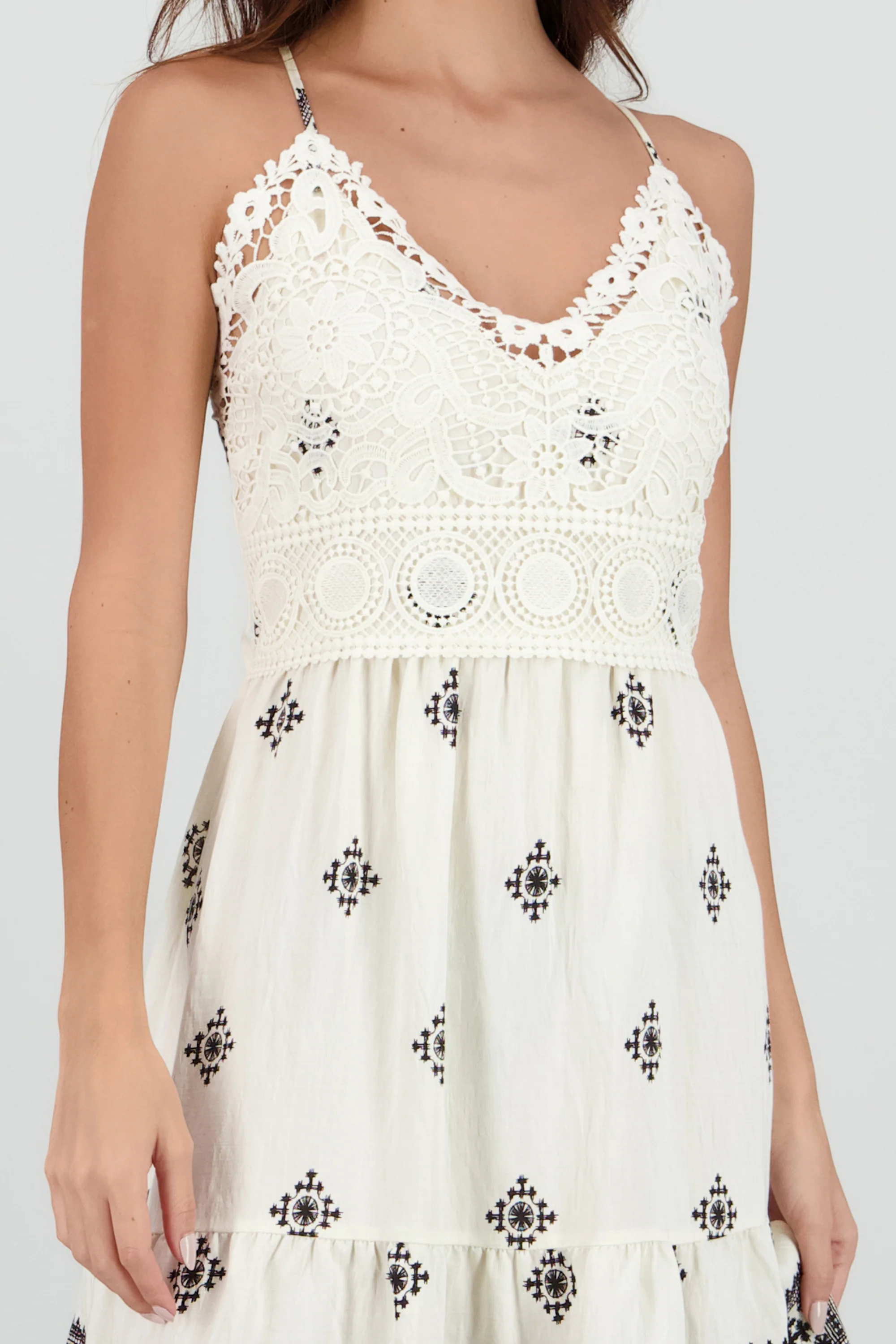 Vestido mini tirantes det bordado - Image 5