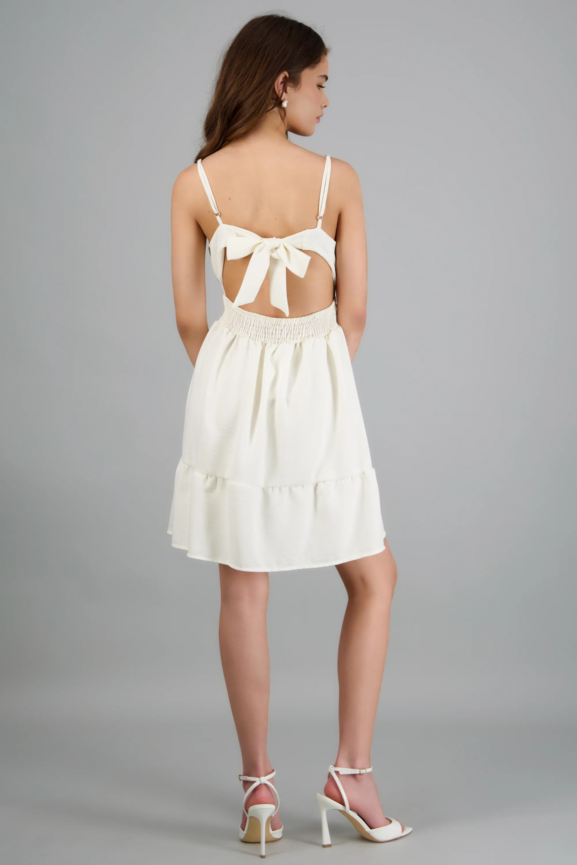 Vestido mini tirantes detalle olanes - Image 4
