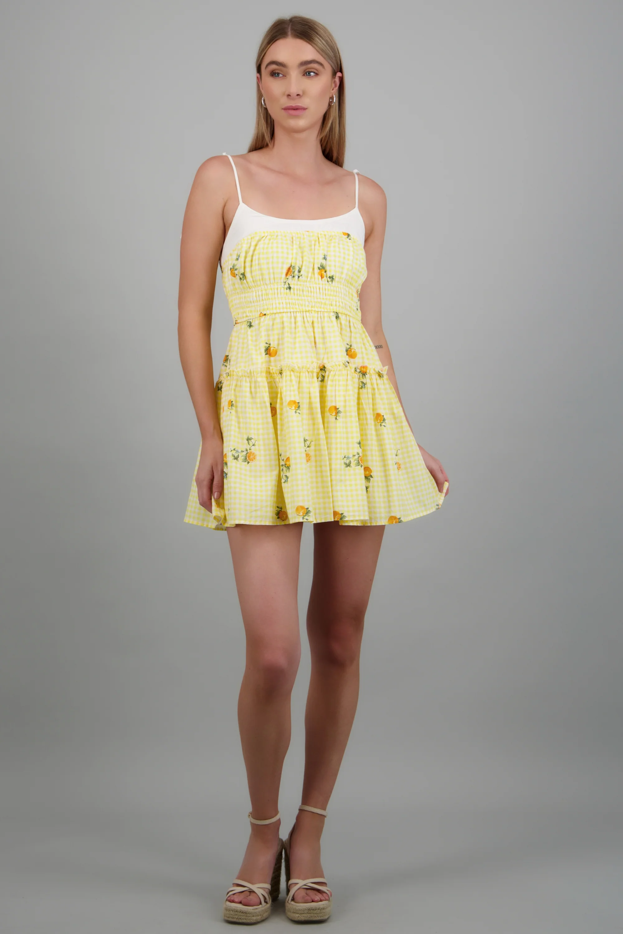 Vestido mini tirantes estampado gingham flores