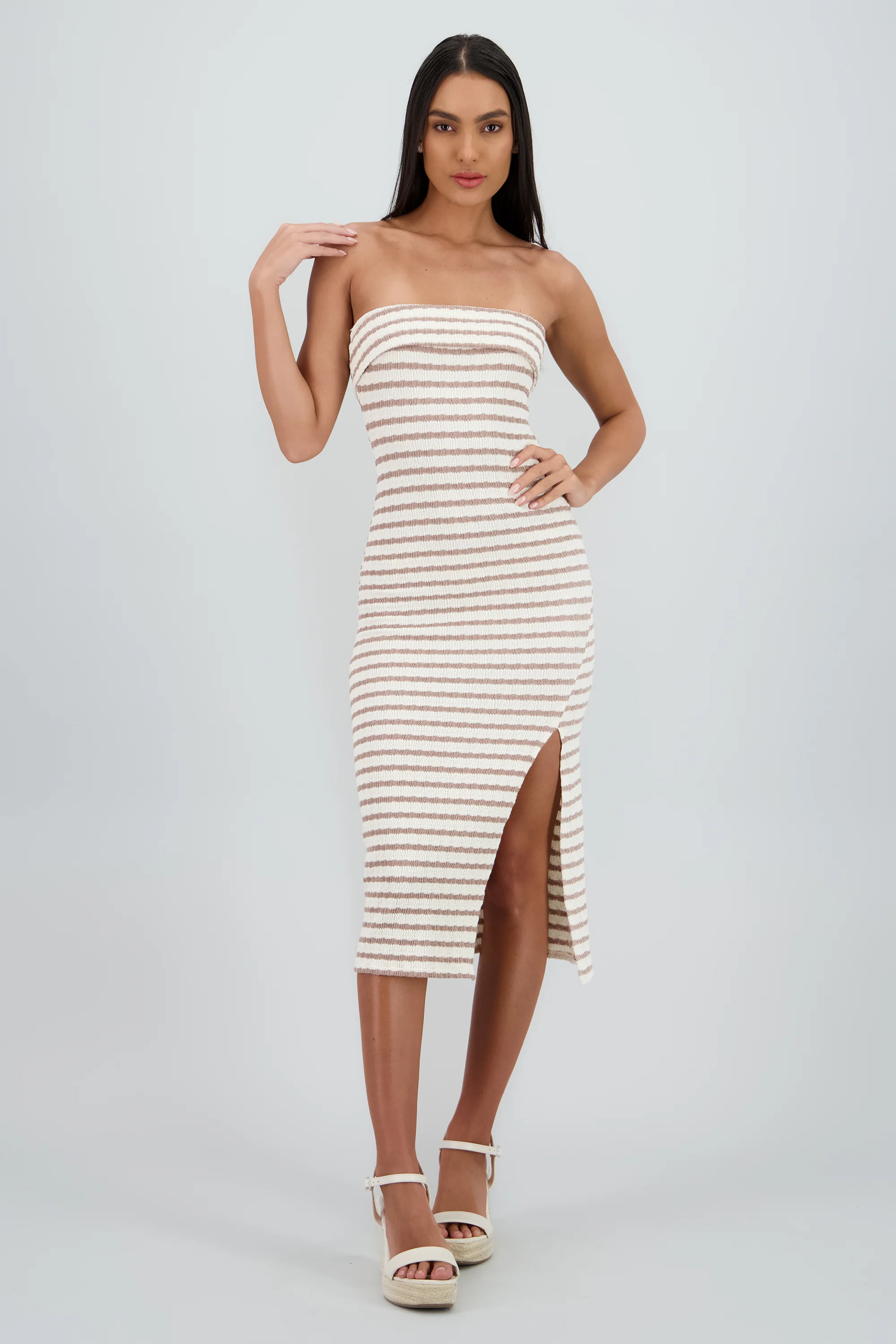Vestido strapless estampado rayas